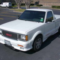 91gmc_syclone_white58s.jpg