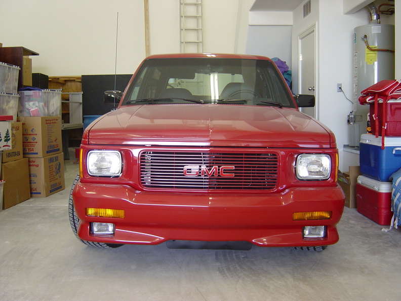 1993 Red GMC Typhoon 013