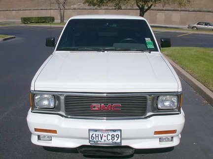 91gmc_syclone_white60s.jpg