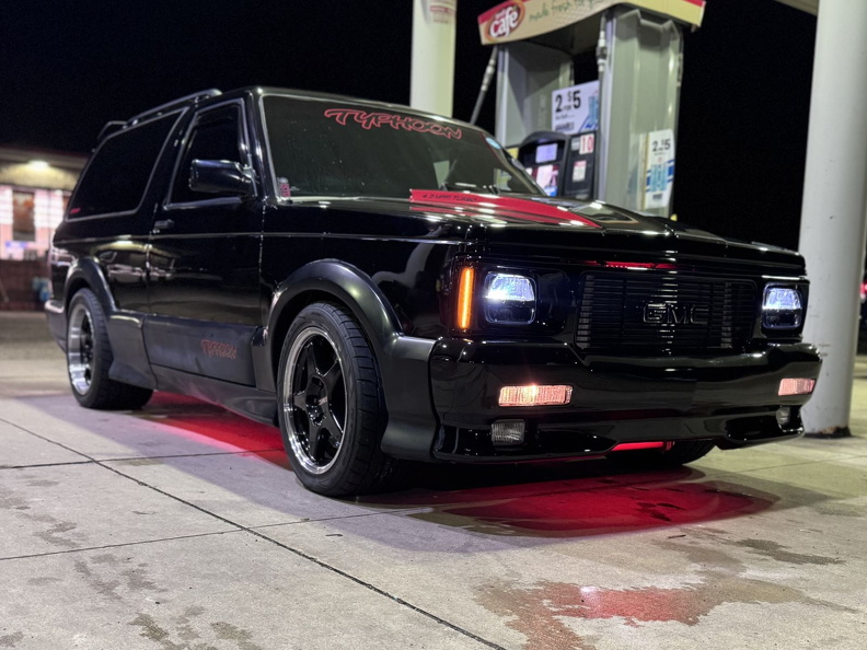 93Ty0055-01.jpg