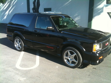 93Ty1748-100