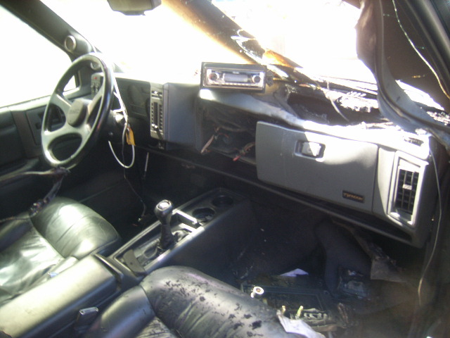 93Ty0371-04.JPG